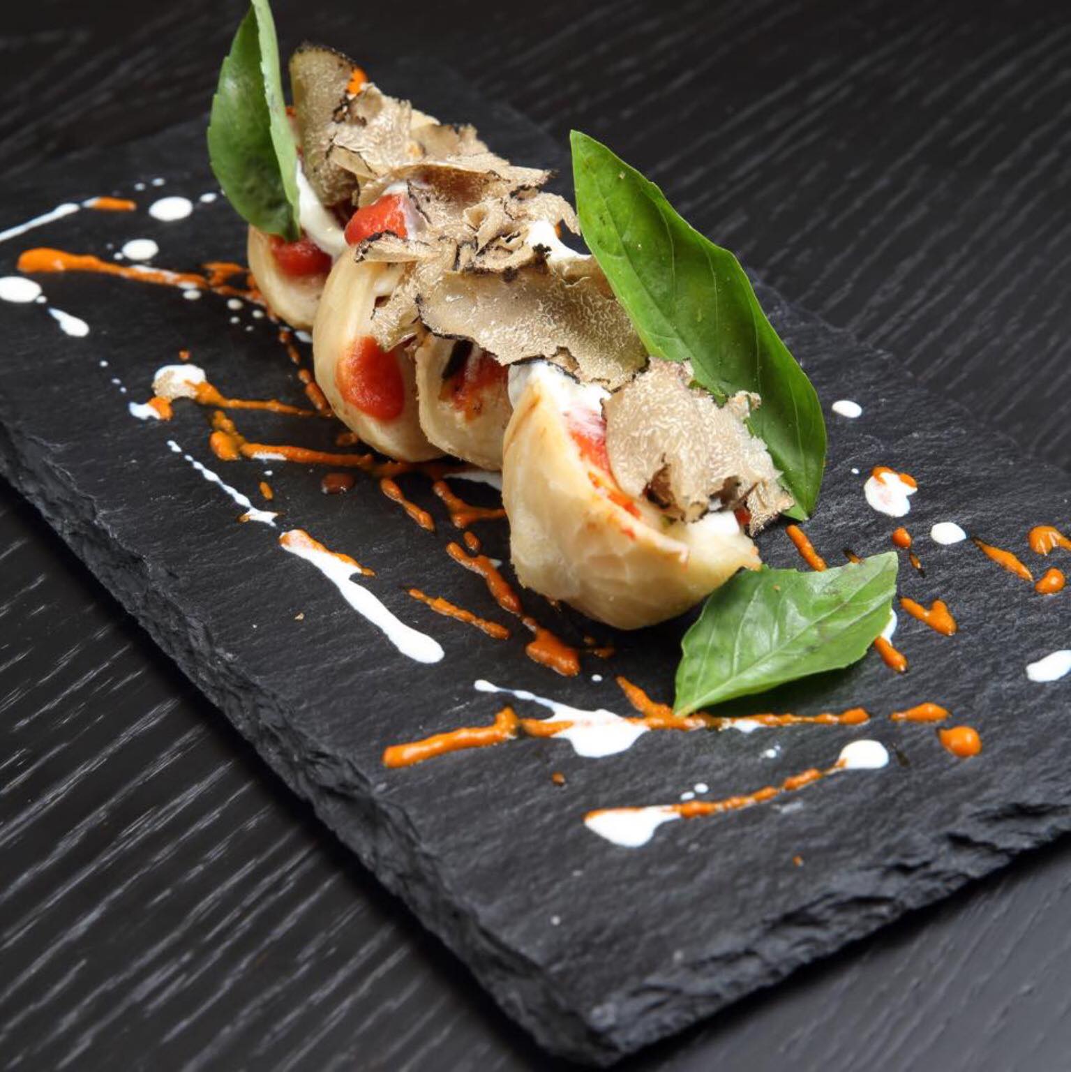 Carpaccio de Truffe d'Été à l'arôme de Truffe Noire-alt